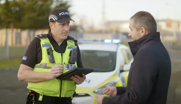 Five ways to create a more agile police force with Microsoft Surface ...